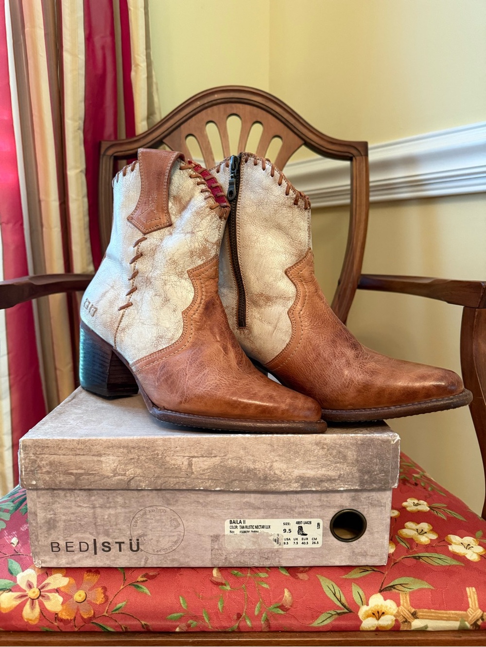 BED|STU, size 9.5, Two-Tone Leather Western Ankle Boots in Brown & Cream